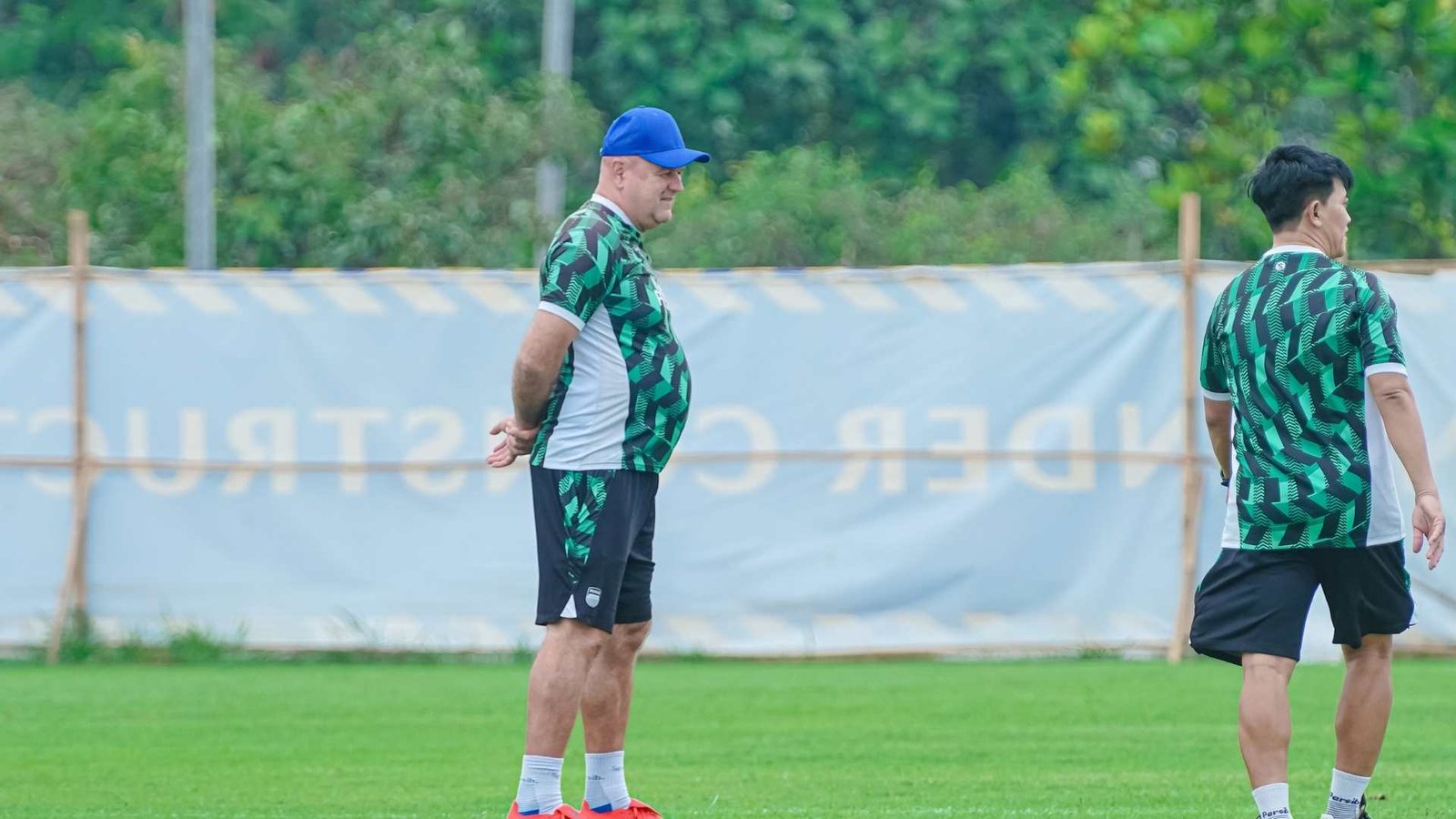 The Rise of AI-Powered Personal Assistants: How They Manage